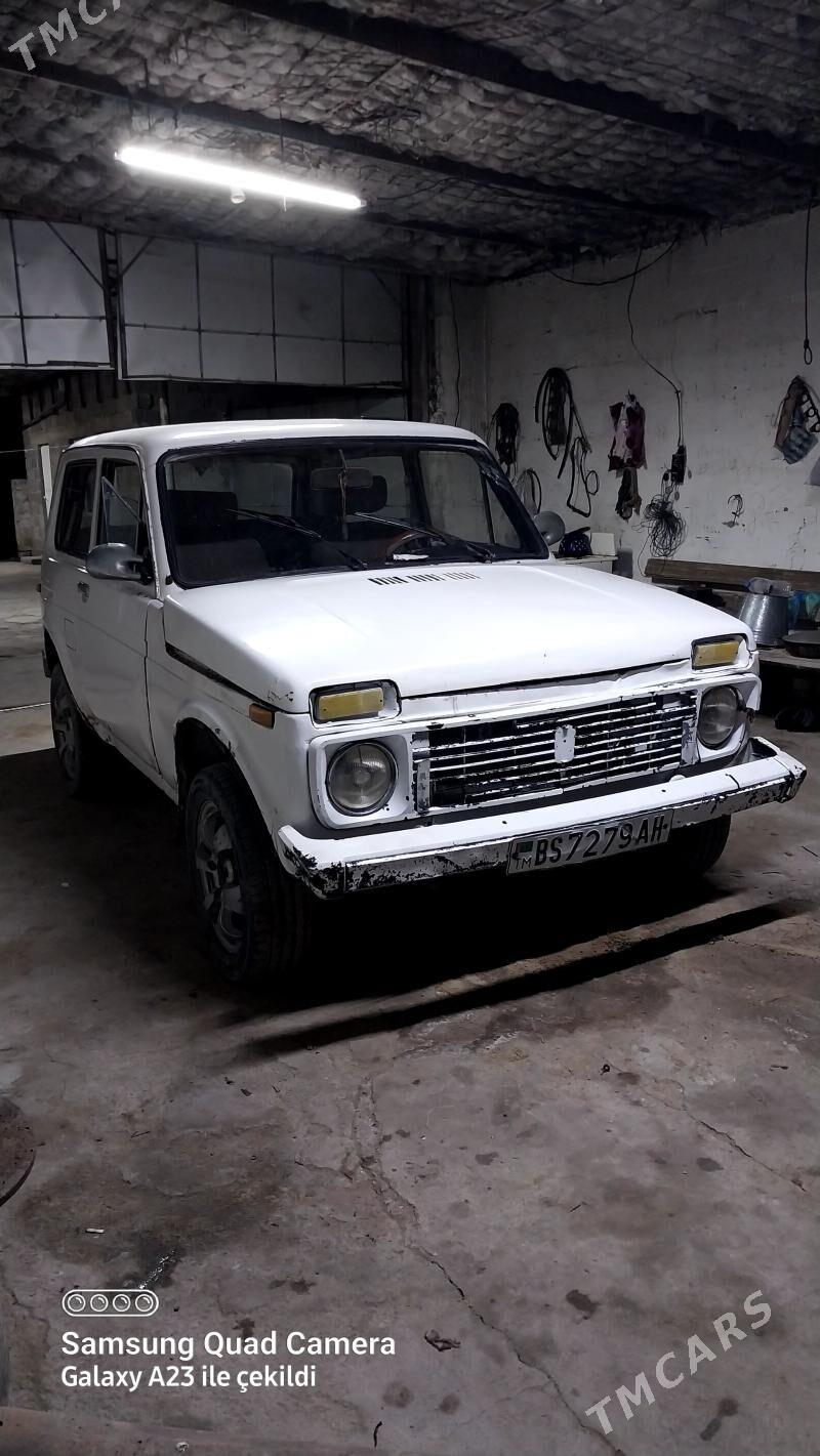 Lada Niva 1988 - 15 000 TMT - Bäherden - img 1