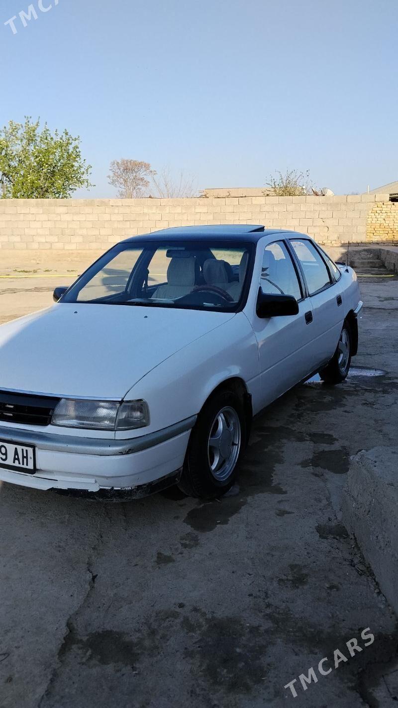 Opel Vectra 1990 - 50 000 TMT - Кака - img 1