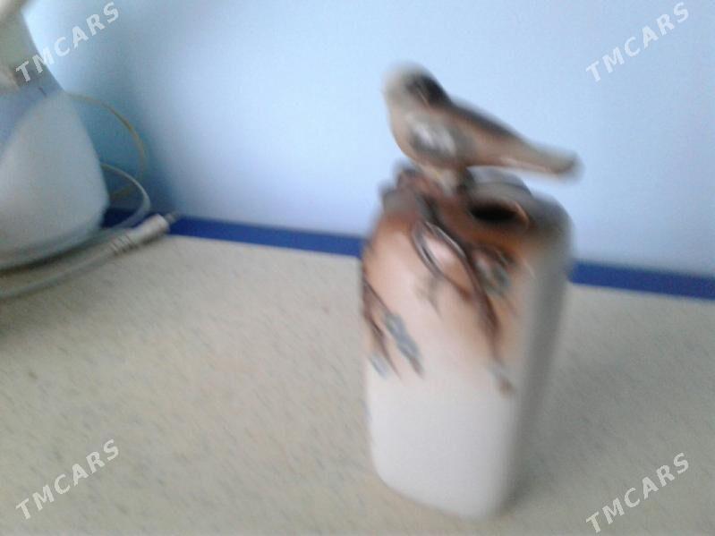 стол стулья банка  и ваза - Дашогуз - img 1