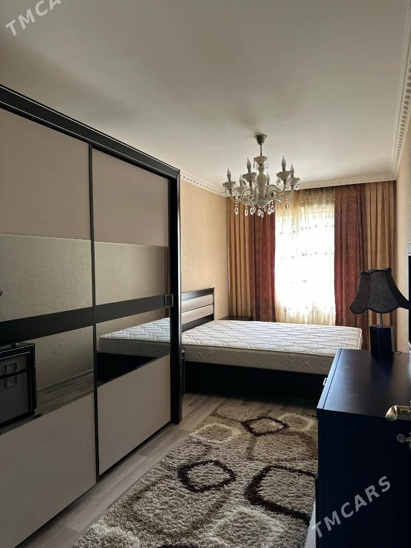 АРЕНДА, 10-МКР, 5-КОМН. - 10 мкр - img 1