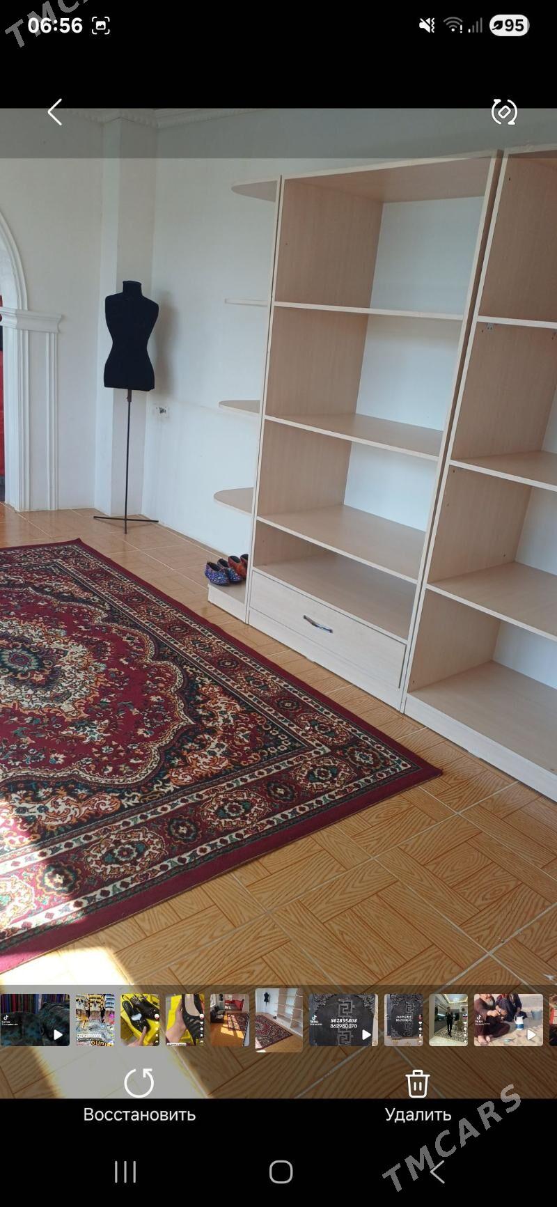 boş ýer - Hitrowka - img 1