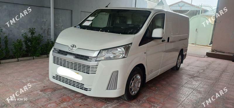 Toyota Hiace 2022 - 460 000 TMT - Мары - img 1