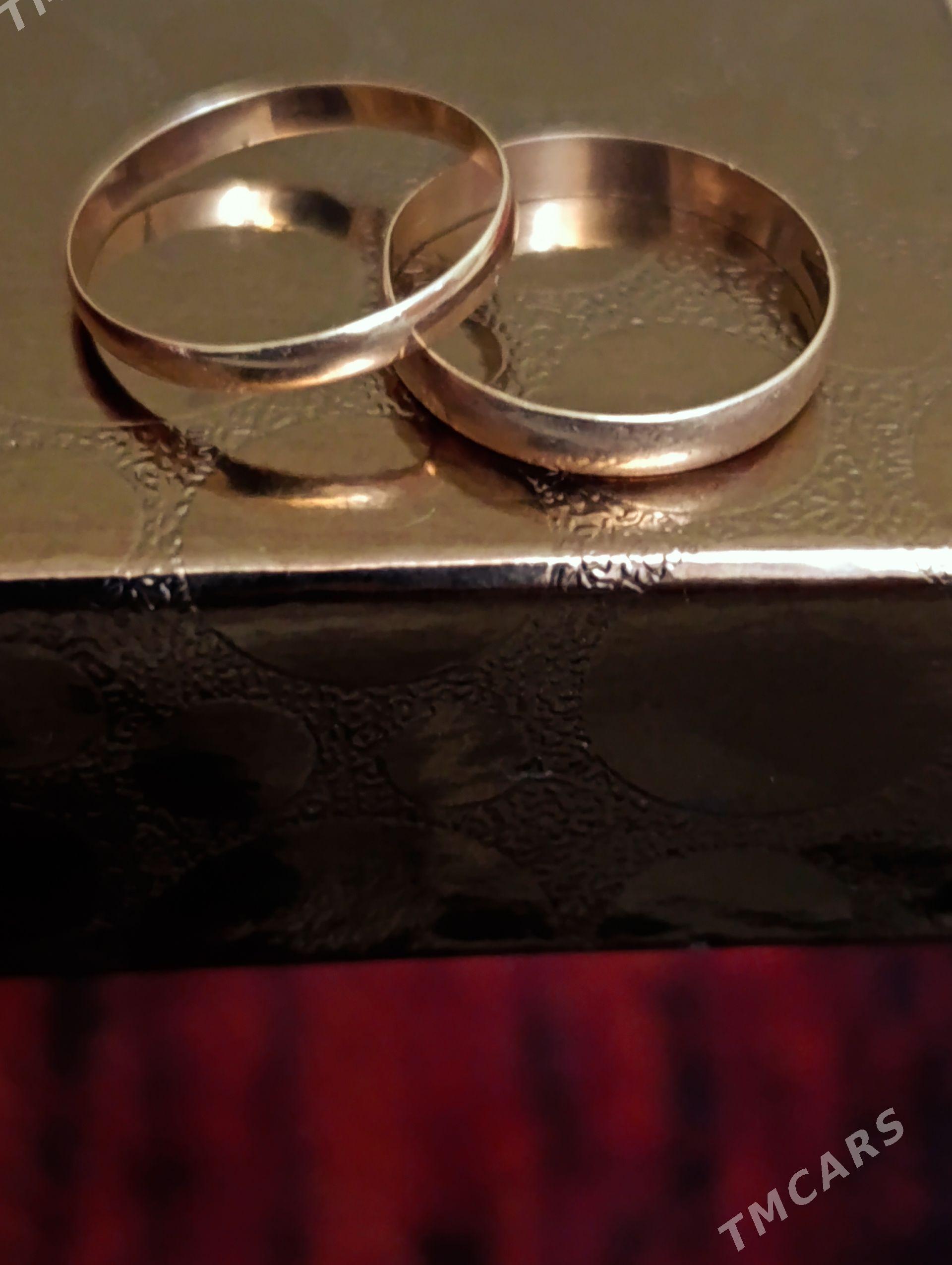 gyzyl obrucalka nika yuzuk - Mary - img 1