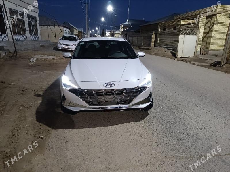 Hyundai Elantra 2021 - 250 000 TMT - Мары - img 1