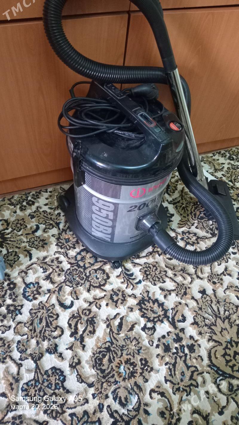 pylesos plasos plesos - Büzmeýin - img 1