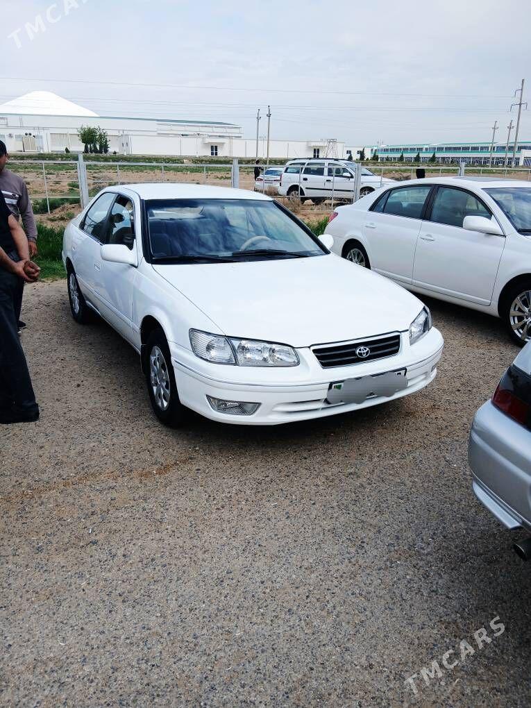 Toyota Camry 1999 - 115 000 TMT - Мургап - img 1