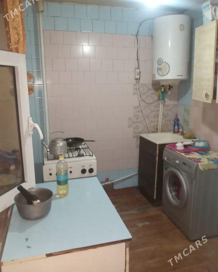 1-й микрорайон 3-х комнатная - Туркменабат - img 1