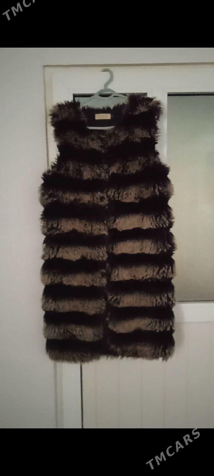 Yeňsiz kofta ve dyrnak - Гумдаг - img 1