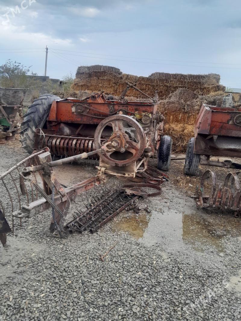 MTZ 80 1990 - 40 000 TMT - Bäherden - img 1