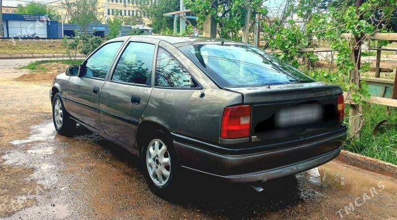 Opel Vectra 1994 - 29 000 TMT - Мары - img 1
