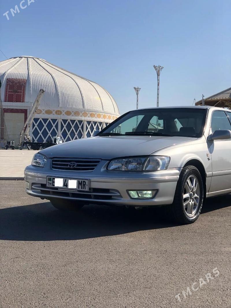 Toyota Camry 2001 - 190 000 TMT - Мары - img 1