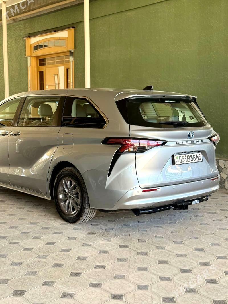 Toyota Sienna 2022 - 470 000 TMT - Мары - img 1