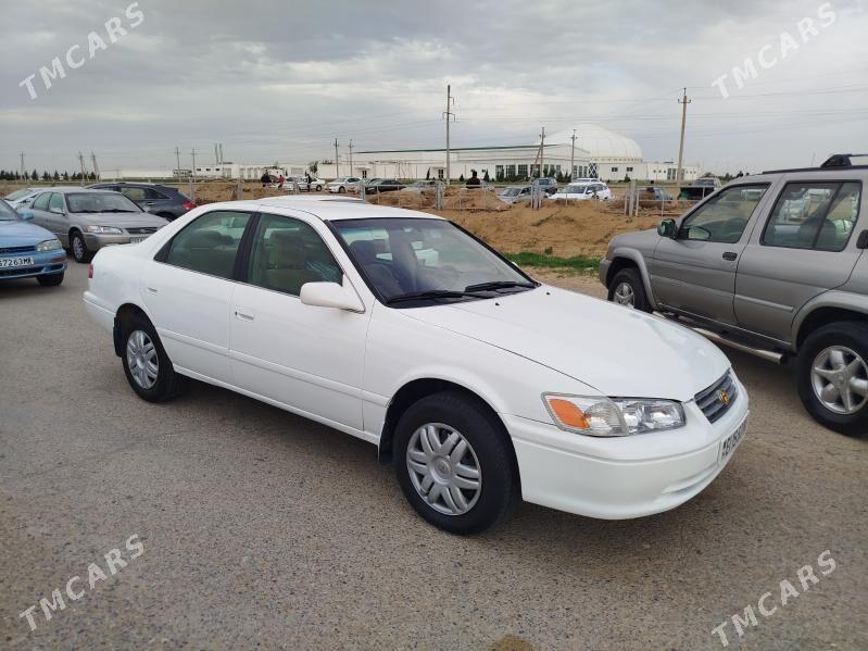 Toyota Camry 2000 - 156 000 TMT - Мары - img 1