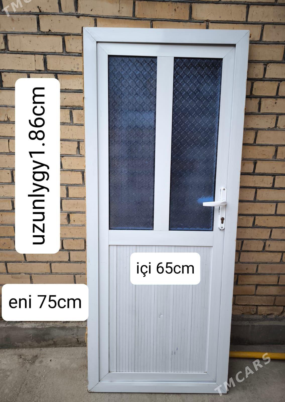 plastik gapy - Туркменабат - img 1