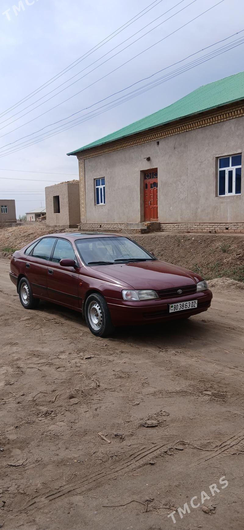 Toyota Carina 1996 - 72 000 TMT - Gurbansoltan Eje - img 1