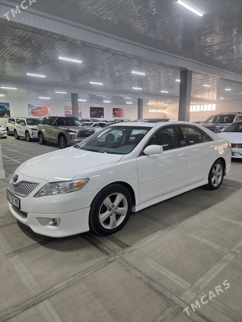 Toyota Camry 2011 - 250 000 TMT - Мары - img 1