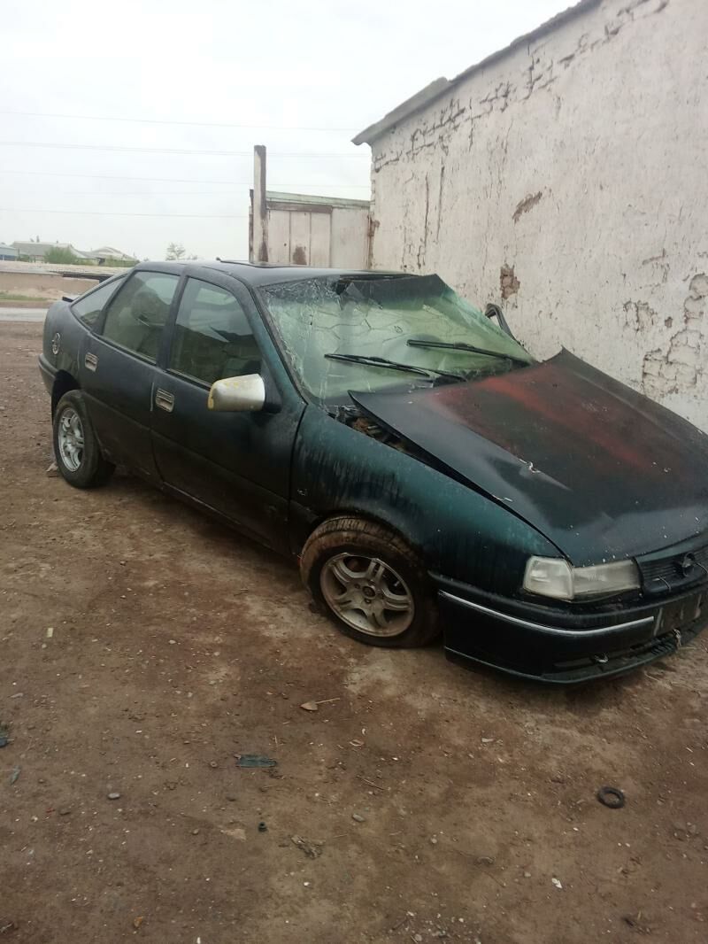 Opel Vectra 1.8 6 000 TMT - Mary - img 1