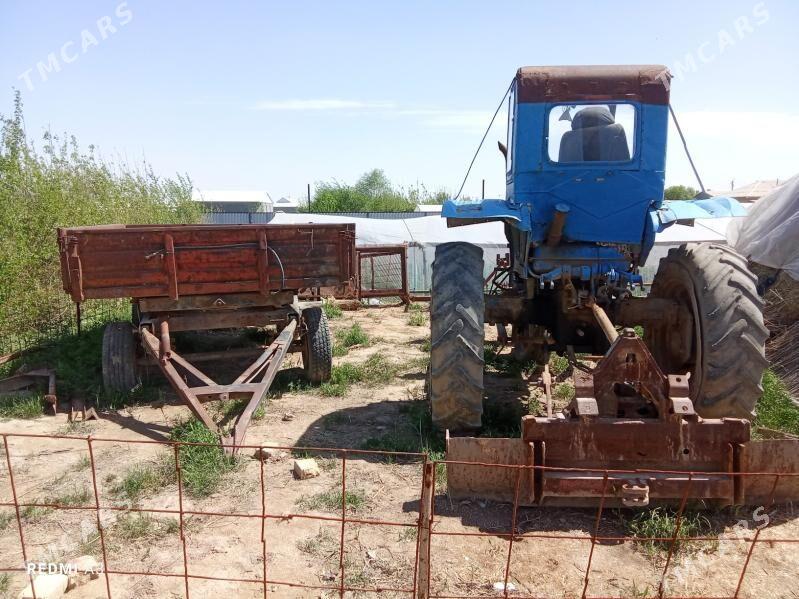 MTZ T-28 1998 - 40 000 TMT - Murgap - img 1