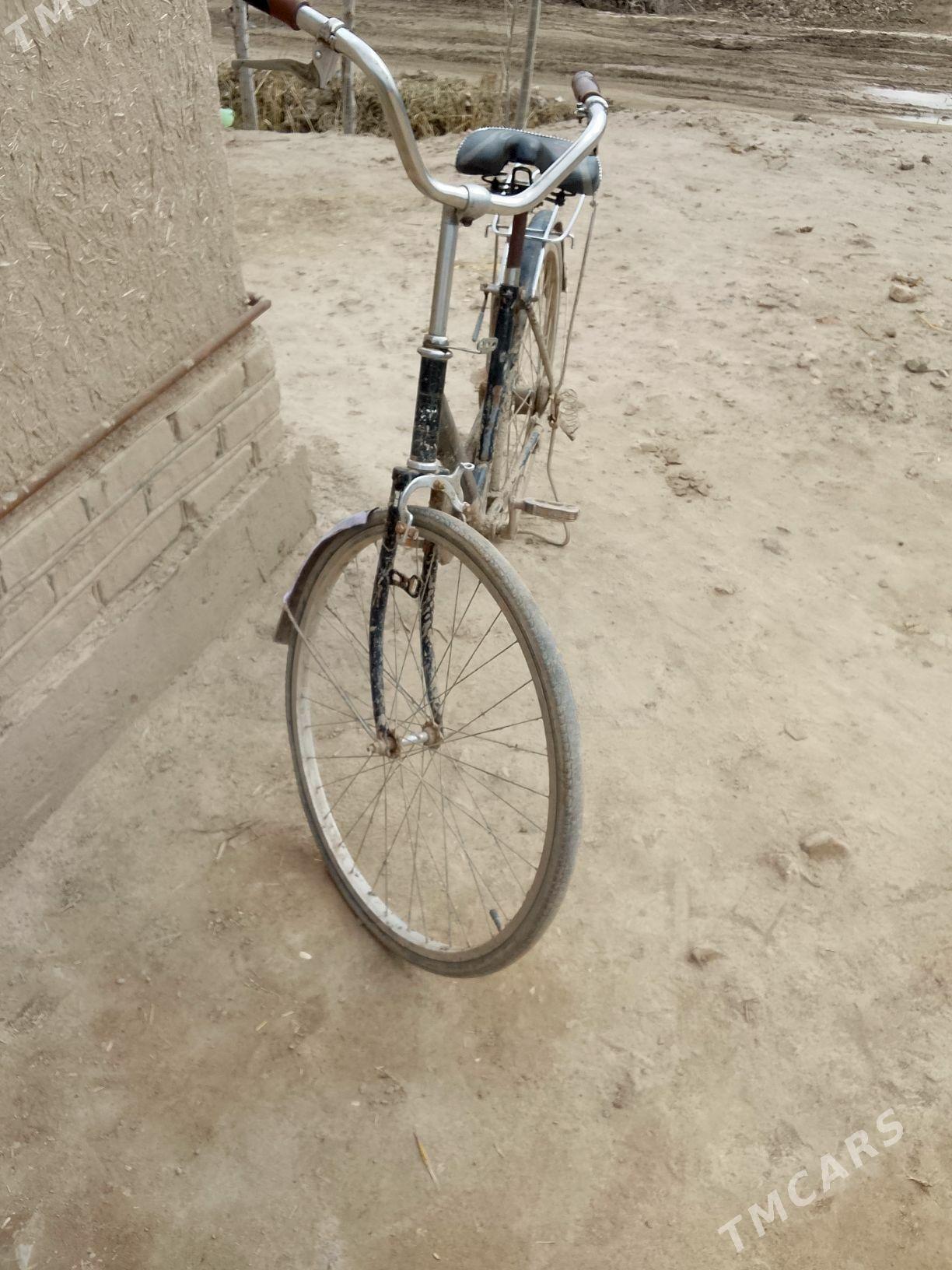 Dubay 26 - Гурбансолтан Едже - img 1