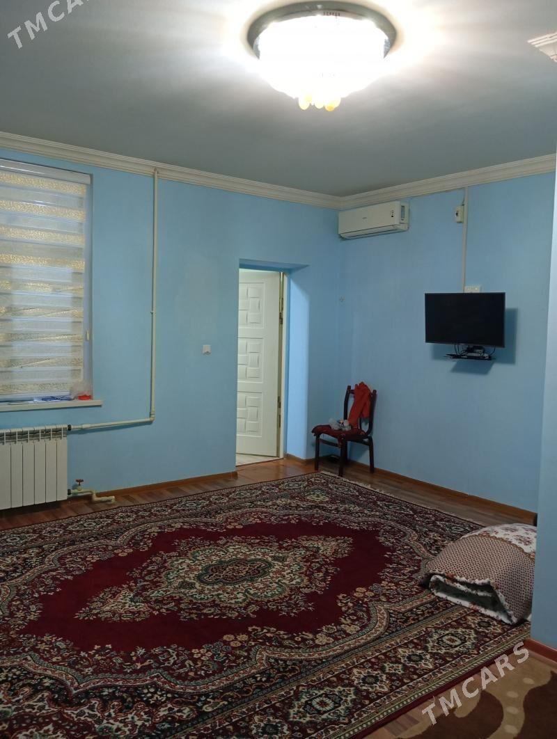 Хитровка 2 комнат 1этаж - Ашхабад - img 1