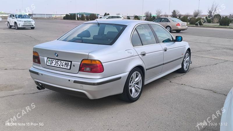 BMW 528 2001 - 125 000 TMT - Mary - img 1