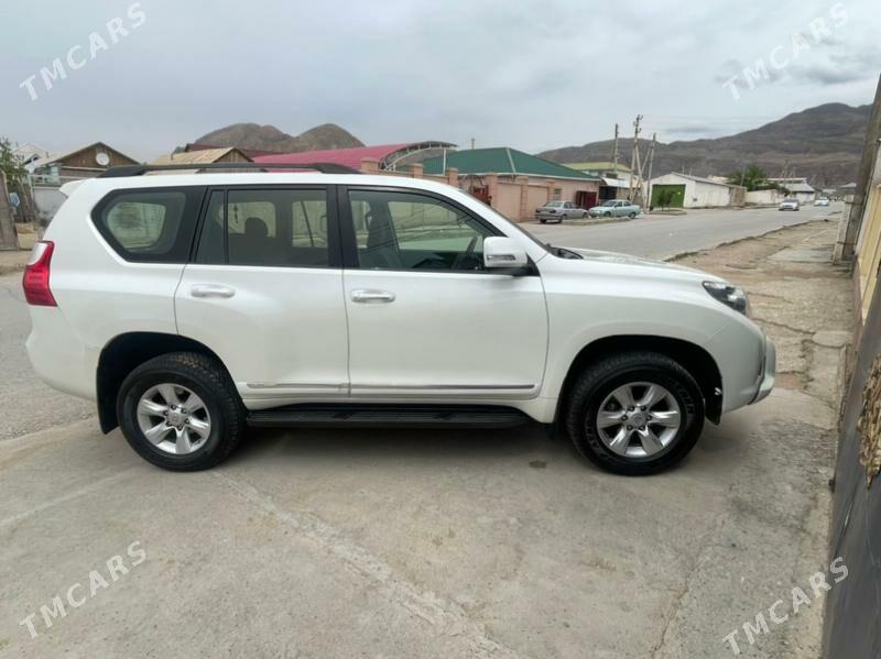 Toyota Land Cruiser Prado 2012 - 540 000 TMT - Balkanabat - img 1