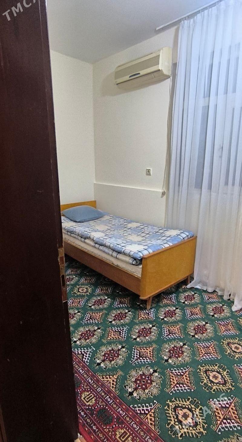 Gowdan A 1kom Eyesinden - Гаудан "А" - img 1