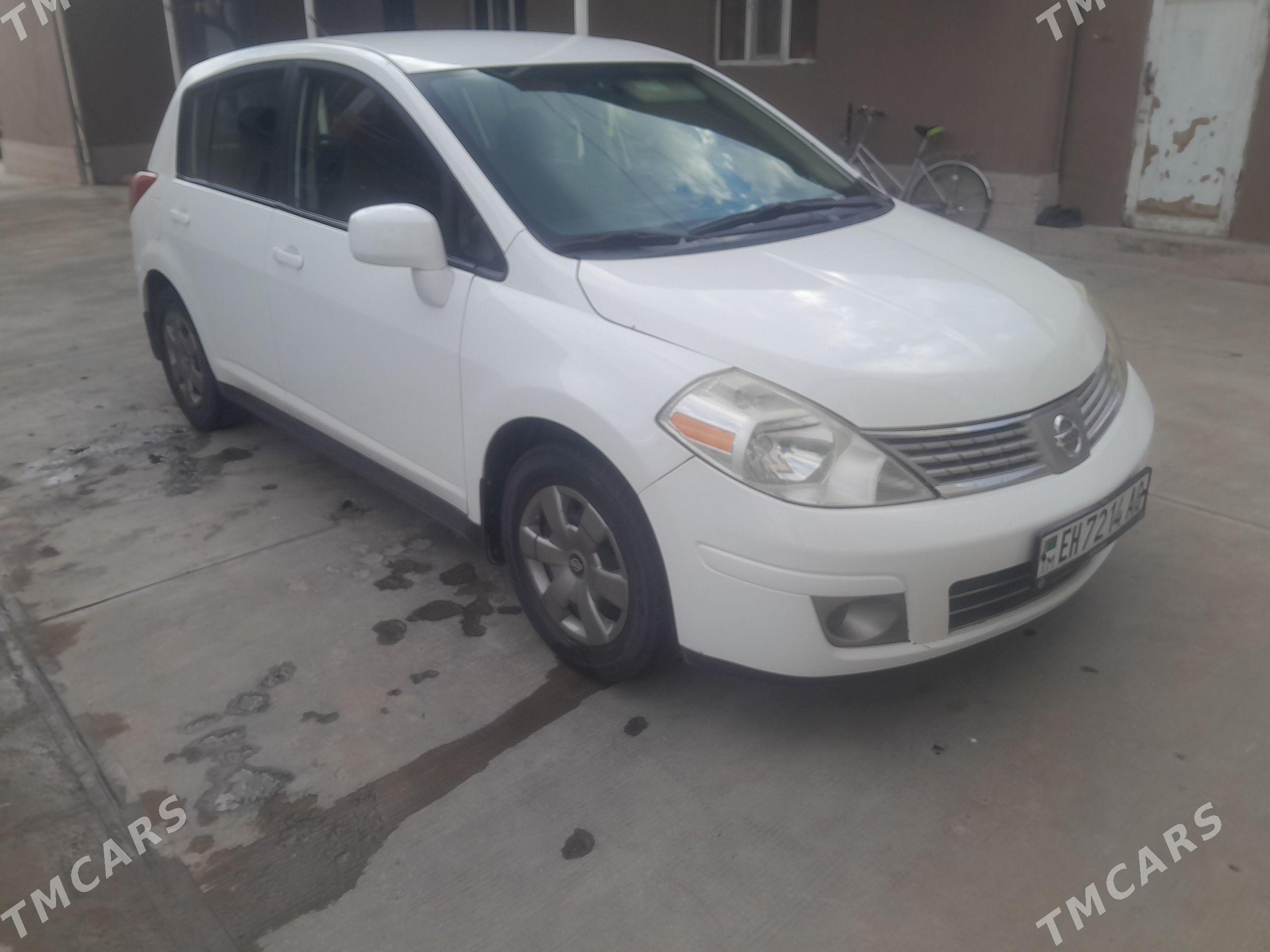 Nissan Versa 2010 - 138 000 TMT - Ашхабад - img 1