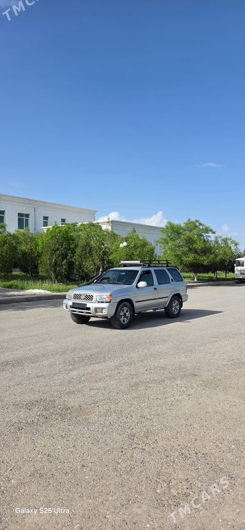 Nissan Pathfinder 2003 - 97 000 TMT - Бахарден - img 1