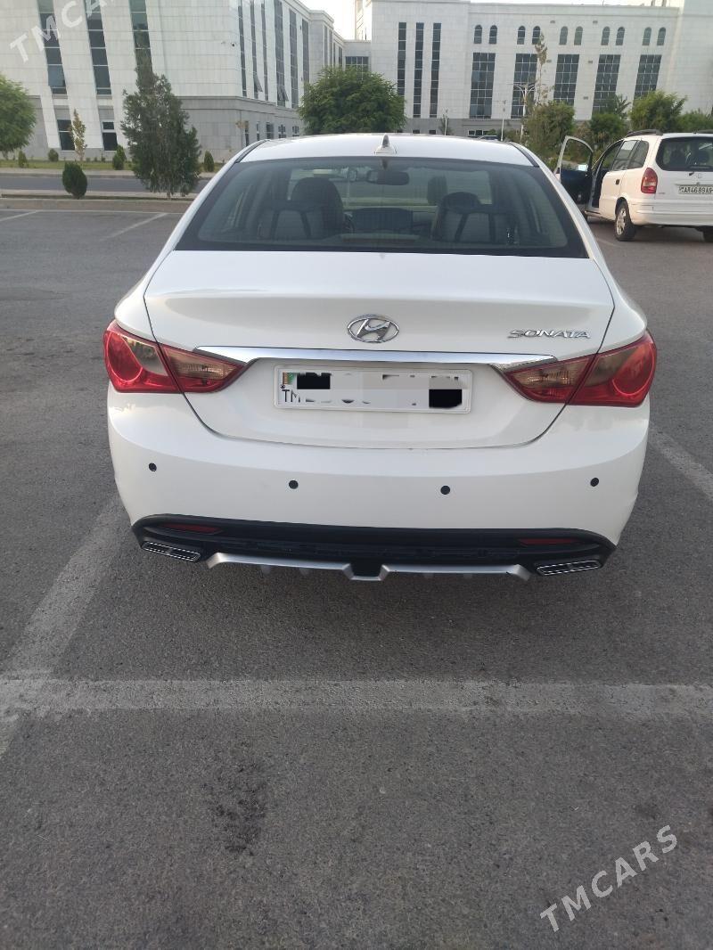 Hyundai Sonata 2010 - 150 000 TMT - Гёкдепе - img 1