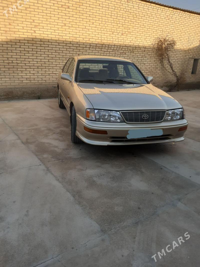 Toyota Avalon 1996 - 138 000 TMT - Сакарчага - img 1
