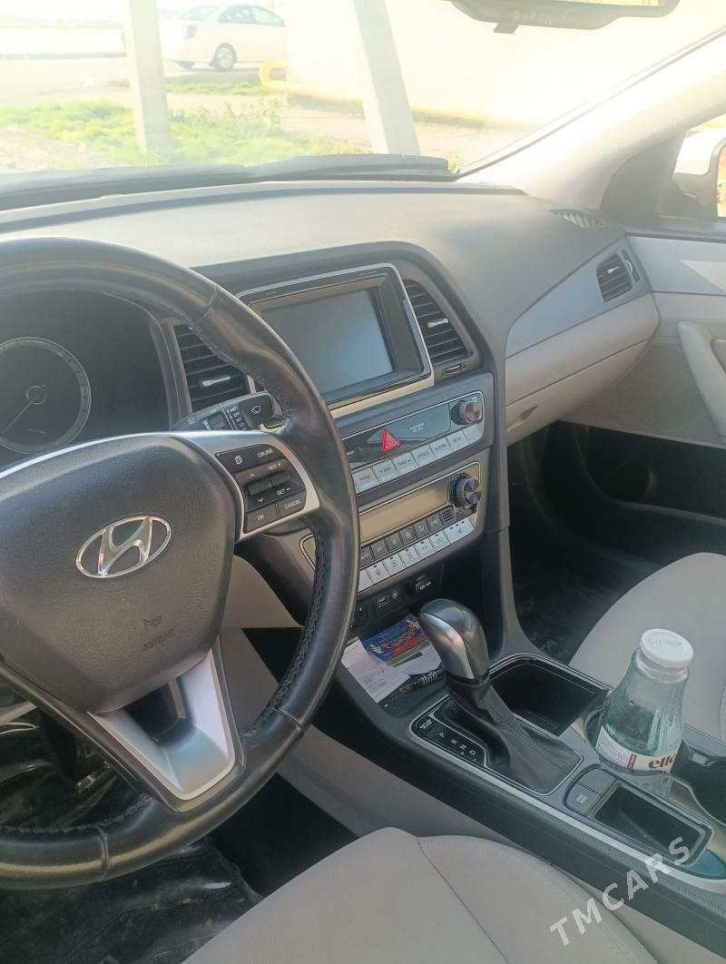 Hyundai Sonata 2019 - 210 000 TMT - Бузмеин - img 1