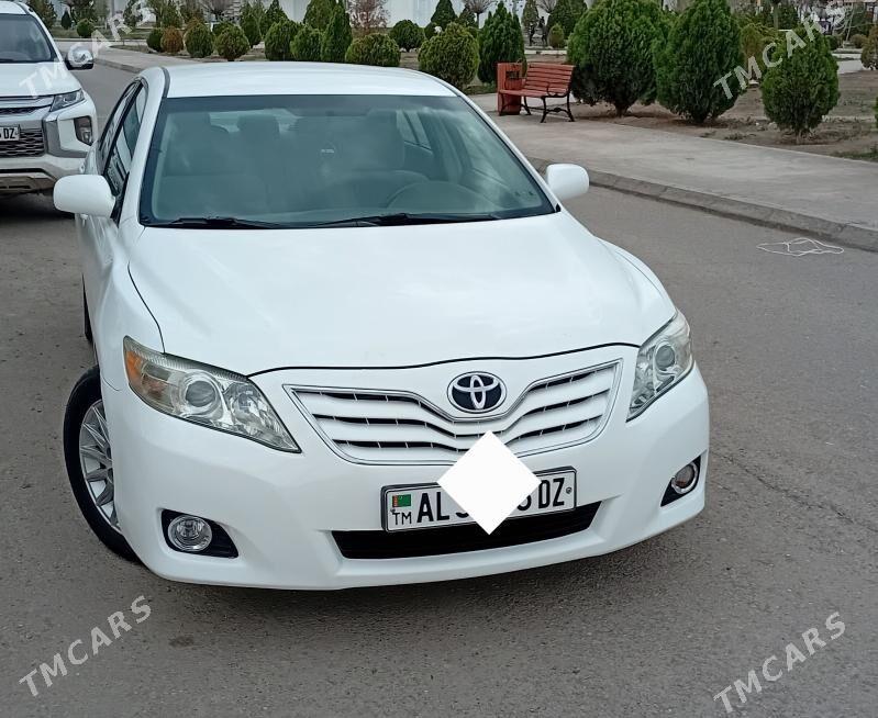 Toyota Camry 2010 - 212 000 TMT - Шабатский этрап - img 1
