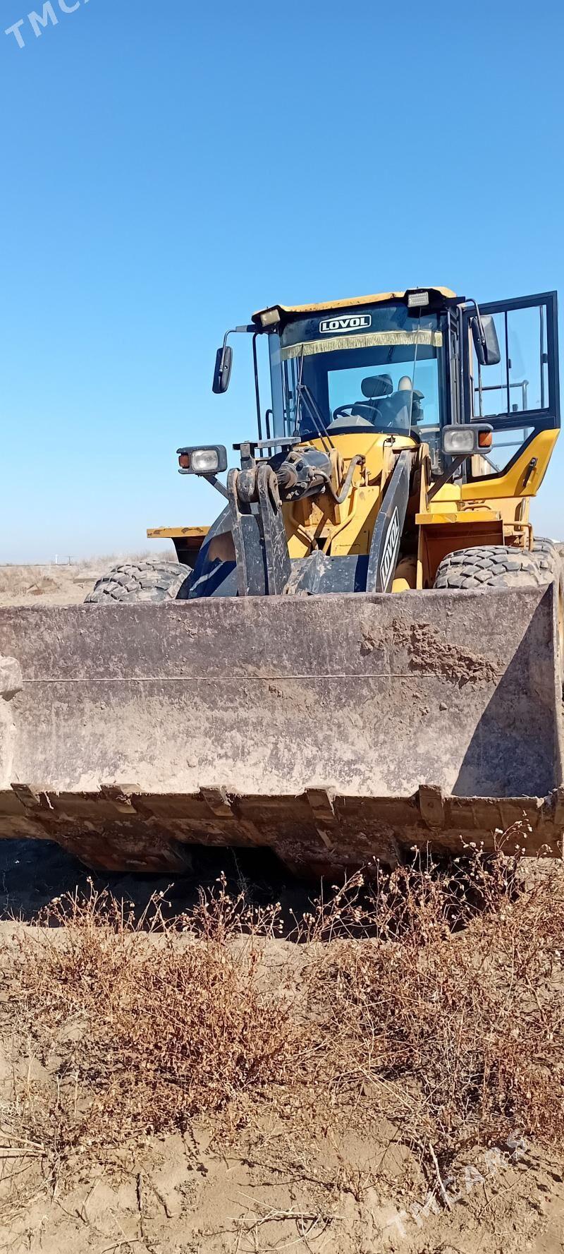 XCMG 500 2011 - 640 000 TMT - Şabat etr. - img 1