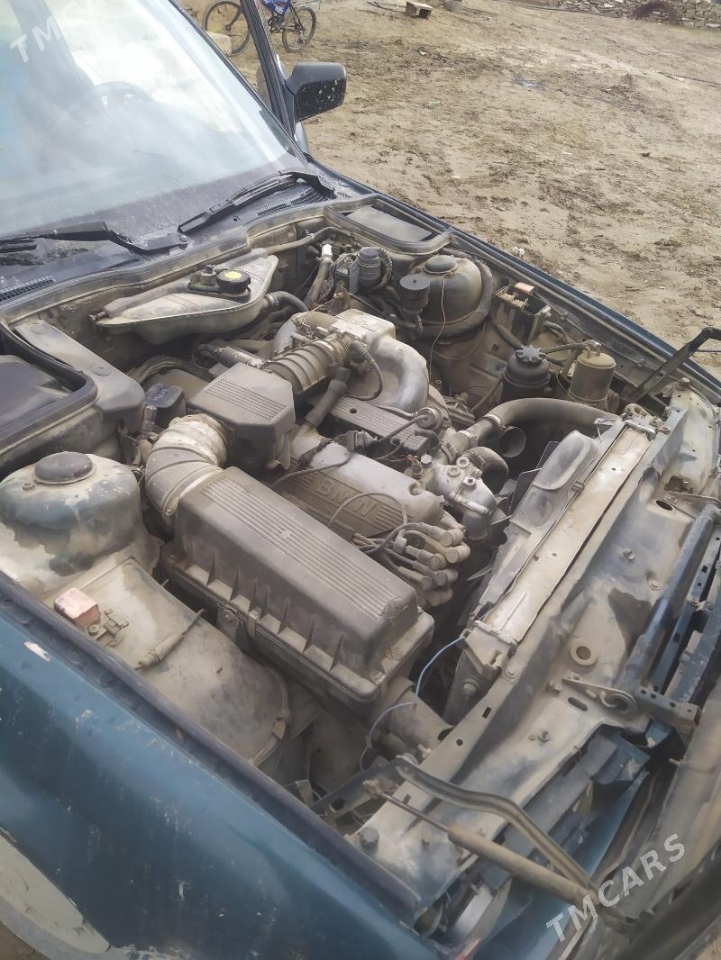 BMW 535 1992 - 30 000 TMT - Бахарден - img 1
