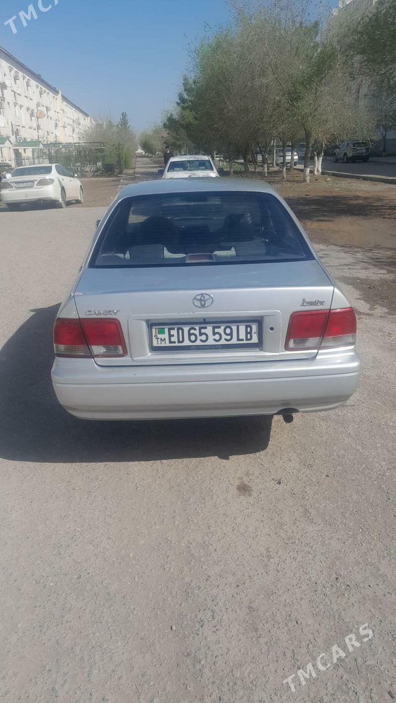 Toyota Camry 1995 - 75 000 TMT - Türkmenabat - img 1
