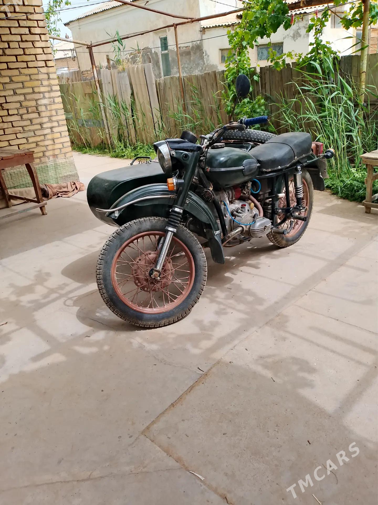 Ural 4320 1980 - 6 000 TMT - Мары - img 1