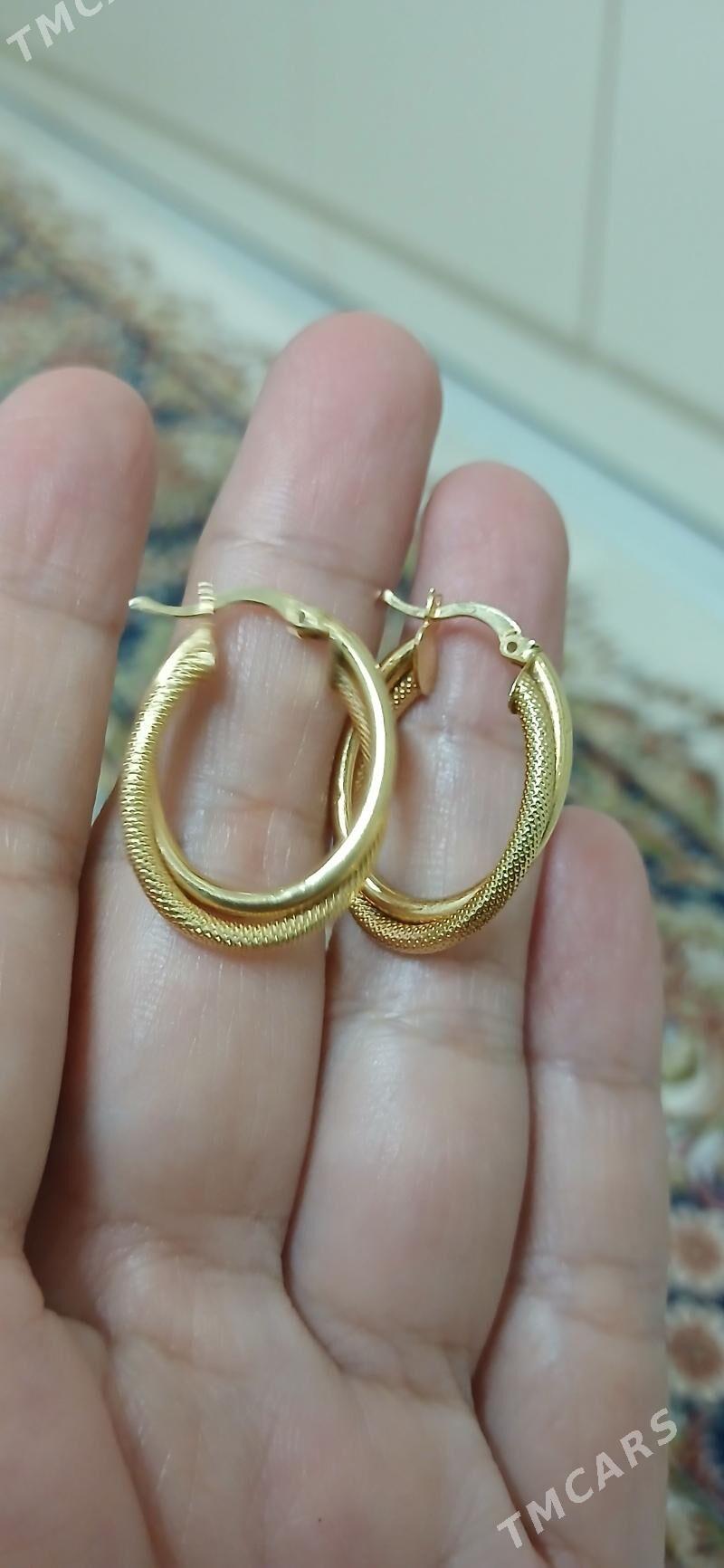 gyzyl gulak halka - Балканабат - img 1