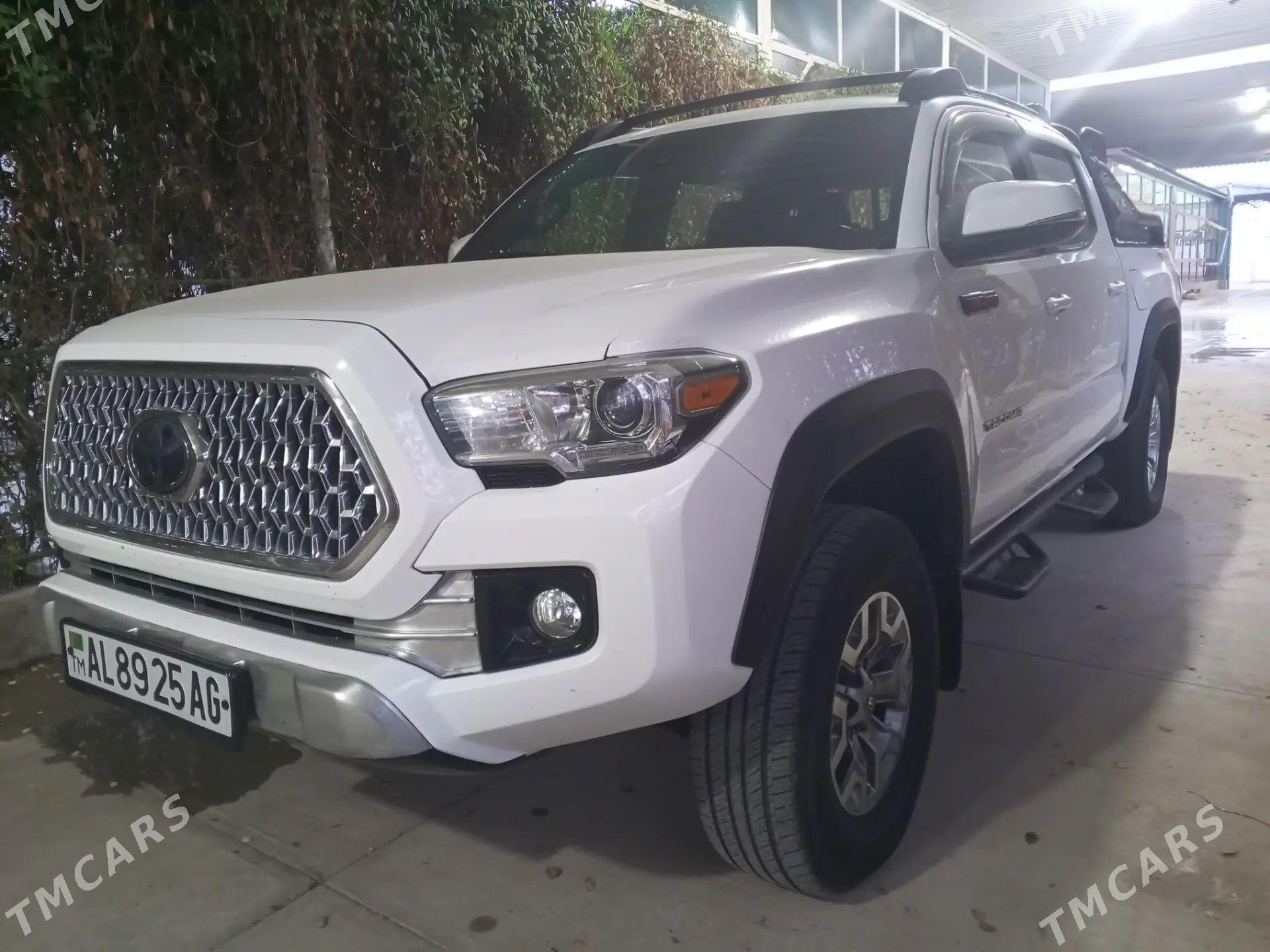 Toyota Tacoma 2019 - 500 000 TMT - Aşgabat - img 1