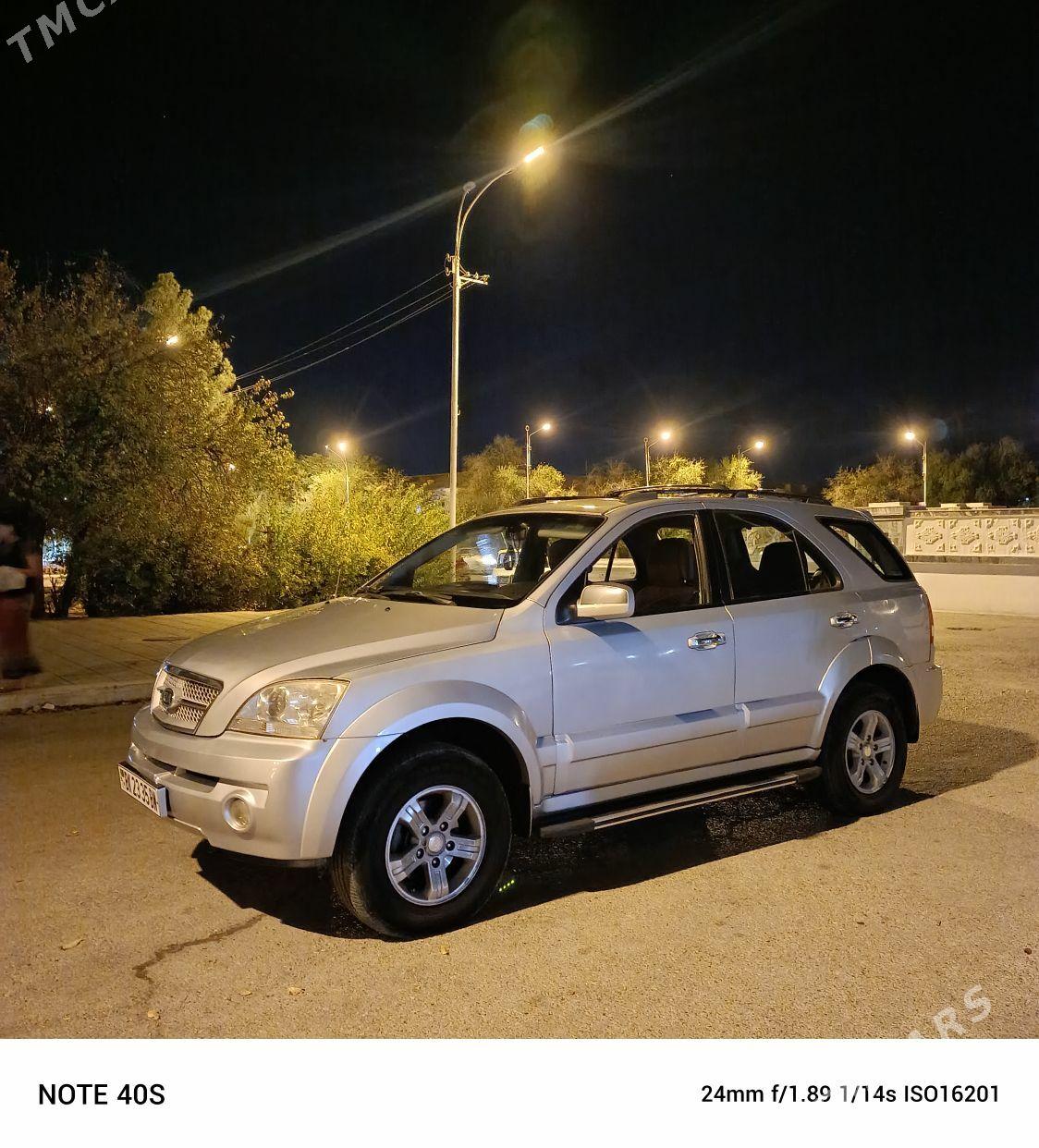 Kia Sorento 2006 - 130 000 TMT - Balkanabat - img 1