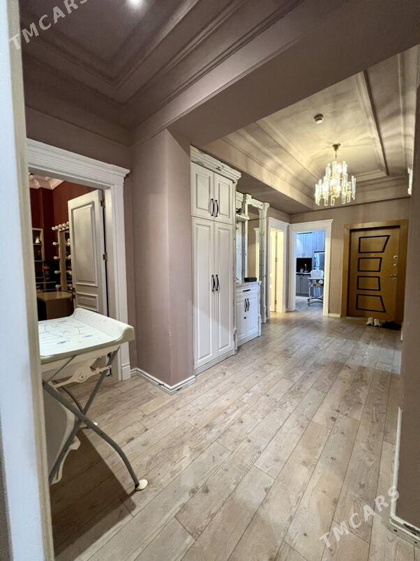 TASLAMA GUL ZAMAN - Aşgabat - img 1