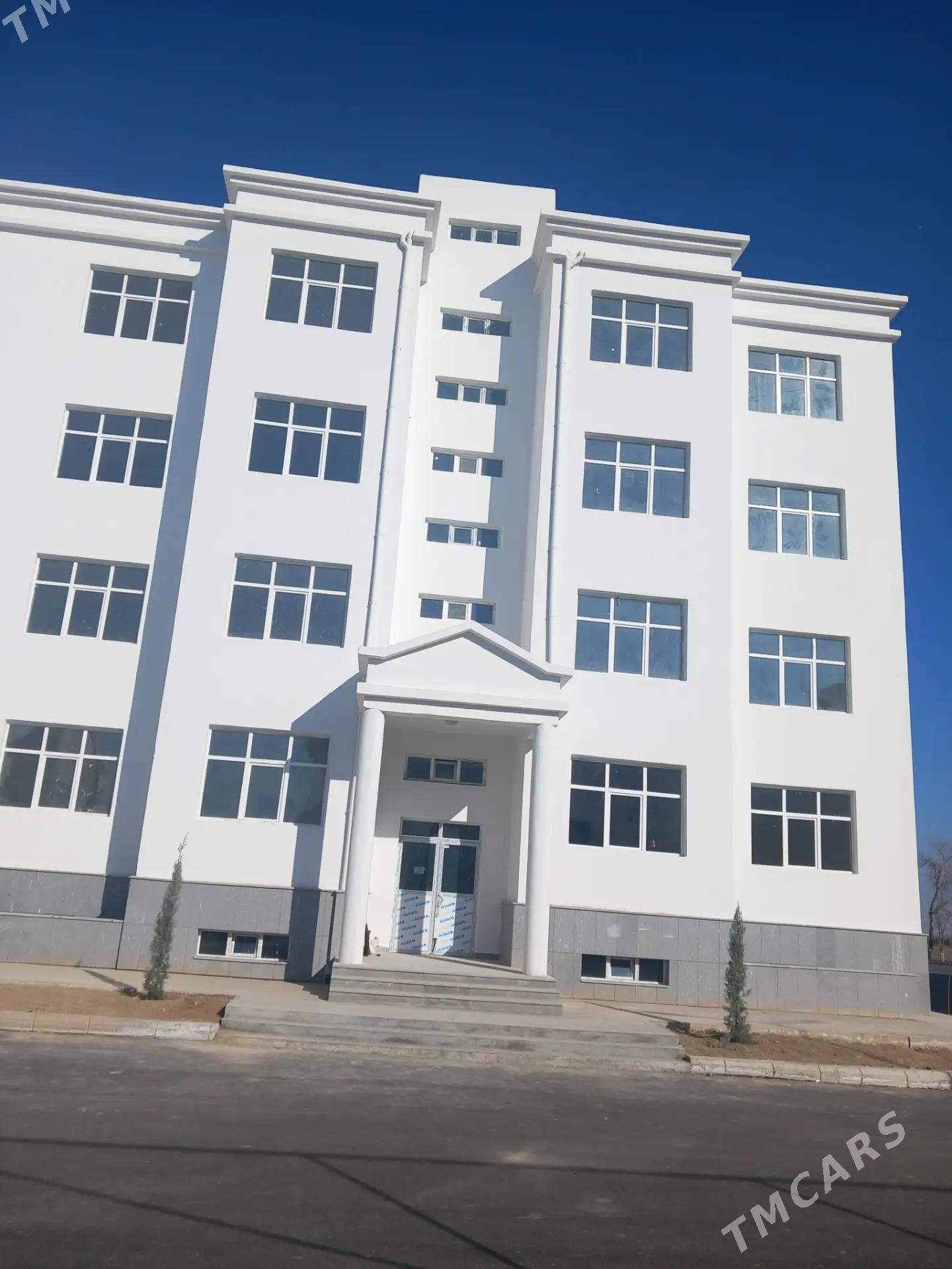 Änew pol elitka EŸESINDEN - Анев - img 1