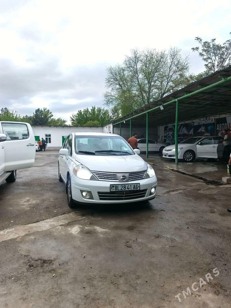 Nissan Versa 2010 - 155 000 TMT - Ашхабад - img 1