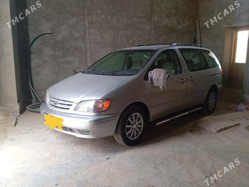 Toyota Sienna 2001 - 200 000 TMT - Mary - img 1