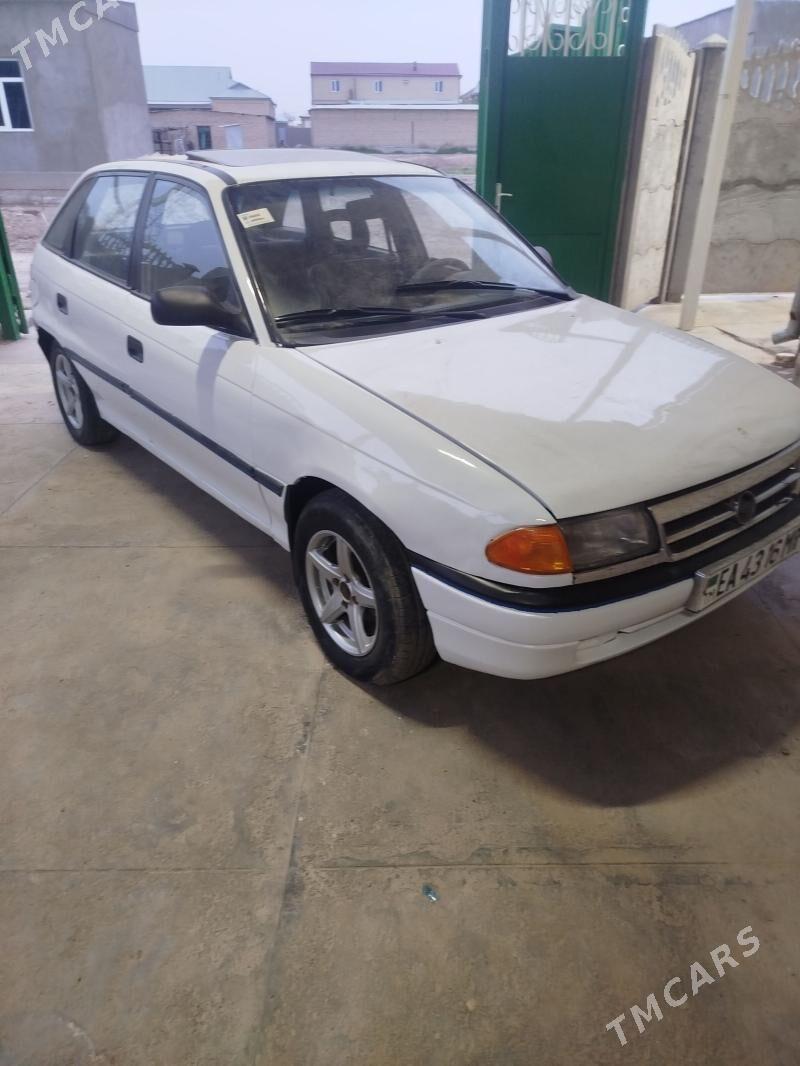 Opel Astra 1992 - 34 000 TMT - Mary - img 1