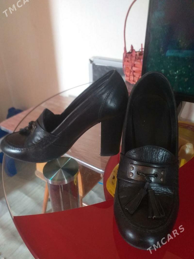 туфли чистая кожа р 39 - 6 мкр - img 1