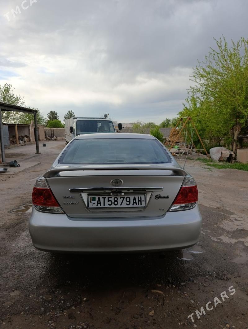 Toyota Camry 2005 - 230 000 TMT - Sarahs - img 1