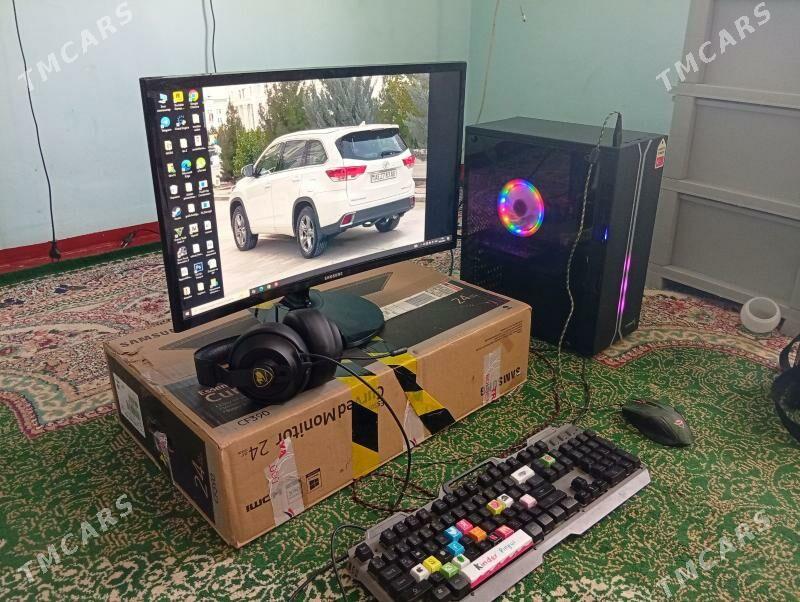 Kompýuter/manitor - Mary - img 1