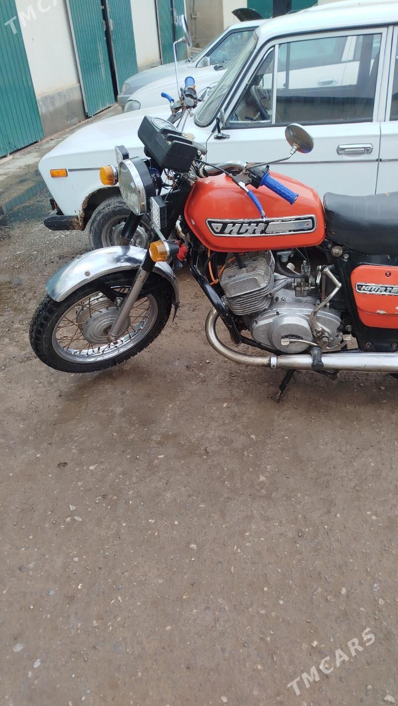 Iž Ýupiter 2016 - 18 000 TMT - Теджен - img 1