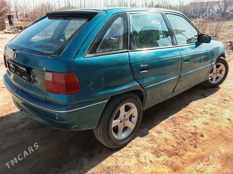 Opel Astra 1992 - 32 000 TMT - Губадаг - img 1